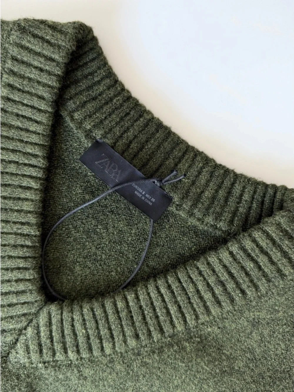 ZARA Olive Green Knit Sweater Vest V-Neck Soft Wool Blend Preppy Chic Size S - Picture 3 of 14